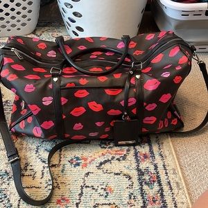 Betsey Johnson Weekender Carry On Kiss/Lips print